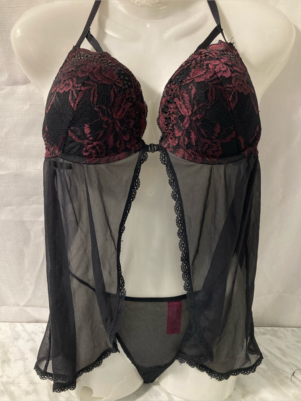 La Senza Black Burgundy Lace Rhinestone Babydoll L/G Thong Set